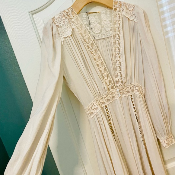 NWT Spell & the Gypsy Collective Off White Le Gauze Lace Duster - Picture 9 of 17